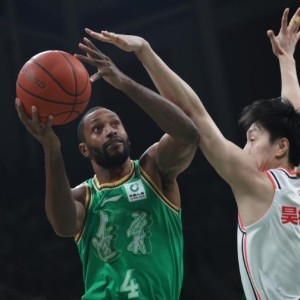 索要高薪遭拒！CBA昔日超级外援与山东签约谈崩，有望重返辽篮？