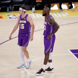 九游体育-Shams：我亲眼看到了里夫斯经纪人与富保罗的对话 互相非常尊重